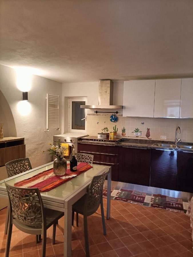 Appartement Locazione Turistica La Gesualda à Castelnuovo Magra Extérieur photo
