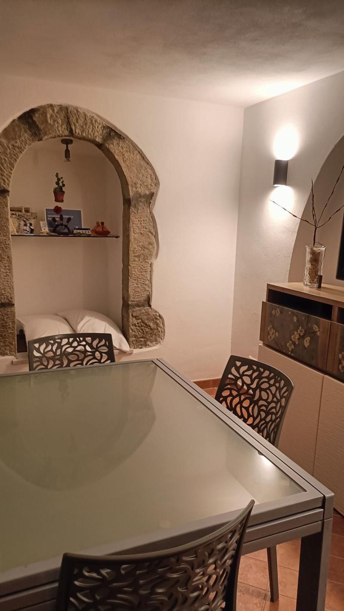Appartement Locazione Turistica La Gesualda à Castelnuovo Magra Extérieur photo